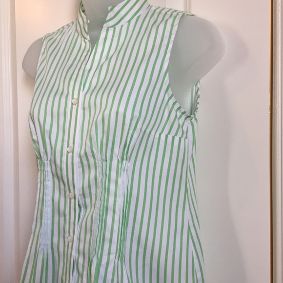 NWOT! Jones New York Sleeveless Button Down Blouse - Picture 3 of 7